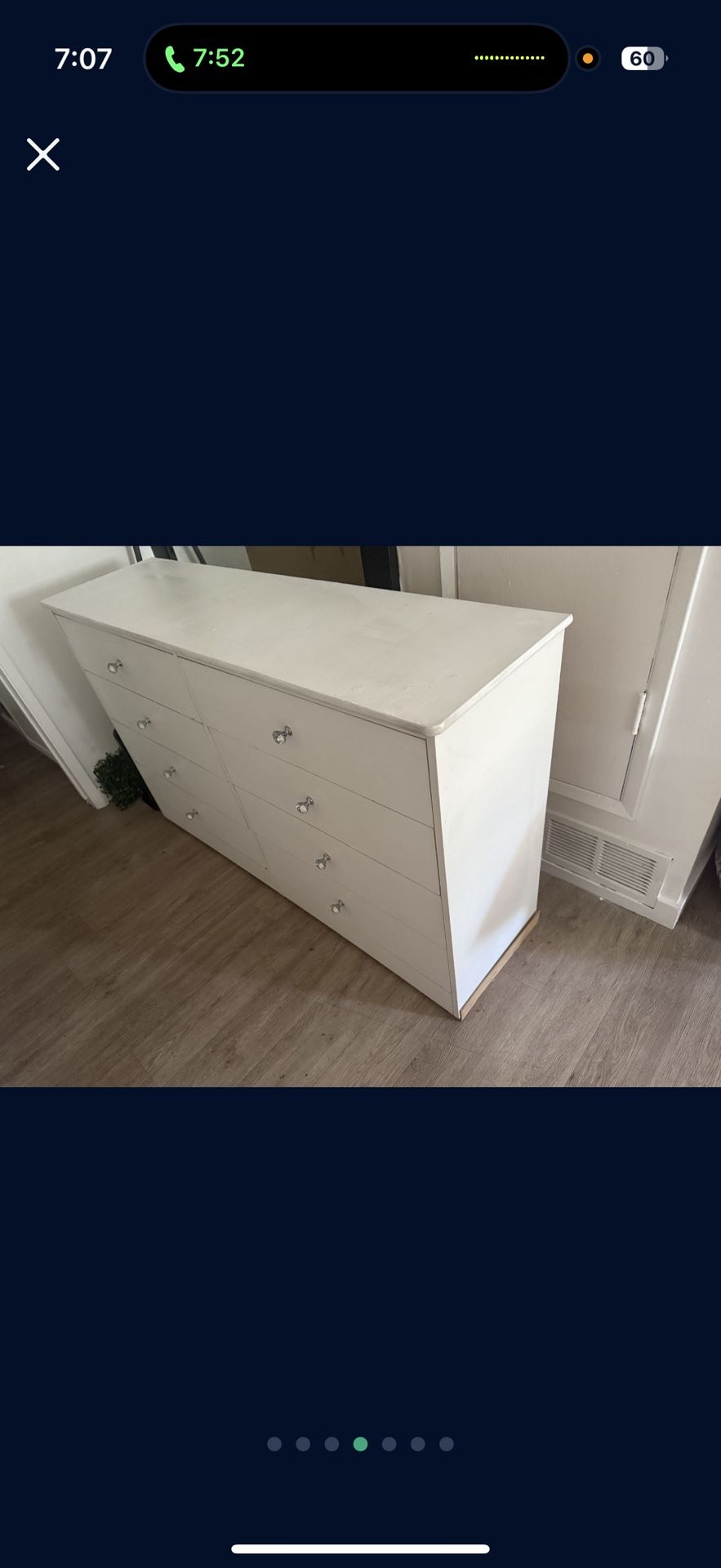 DRESSER