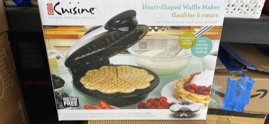 Euro Cuisine Heart-Shaped Waffle Maker