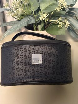 Guess Black Logo-Patterned Cosmetic Train Case