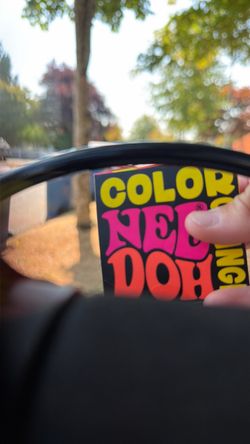 NeeDoh Color Change