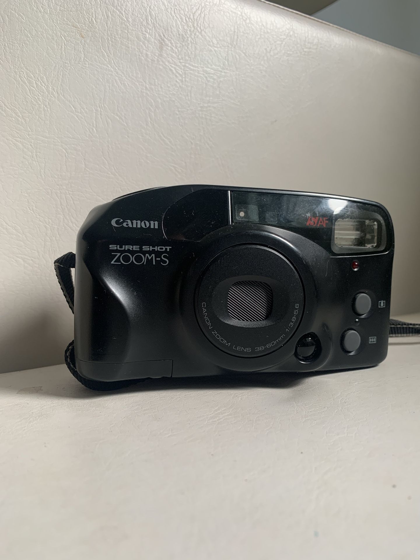CANON SURESHOT ZOOM-S 35MM FILM CAMERA AF CANON ZOOM LENS POINT AND SHOOT