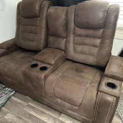 500 Reclining Couch