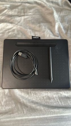 Wacom Intuos medium bluetooth drawing tablet