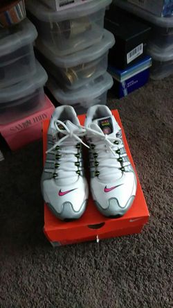 Nike 10