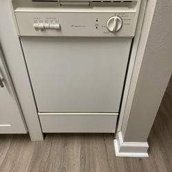 Frigidaire 18” Dishwasher