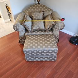 Large "King" or "Queen" Sofa Chair