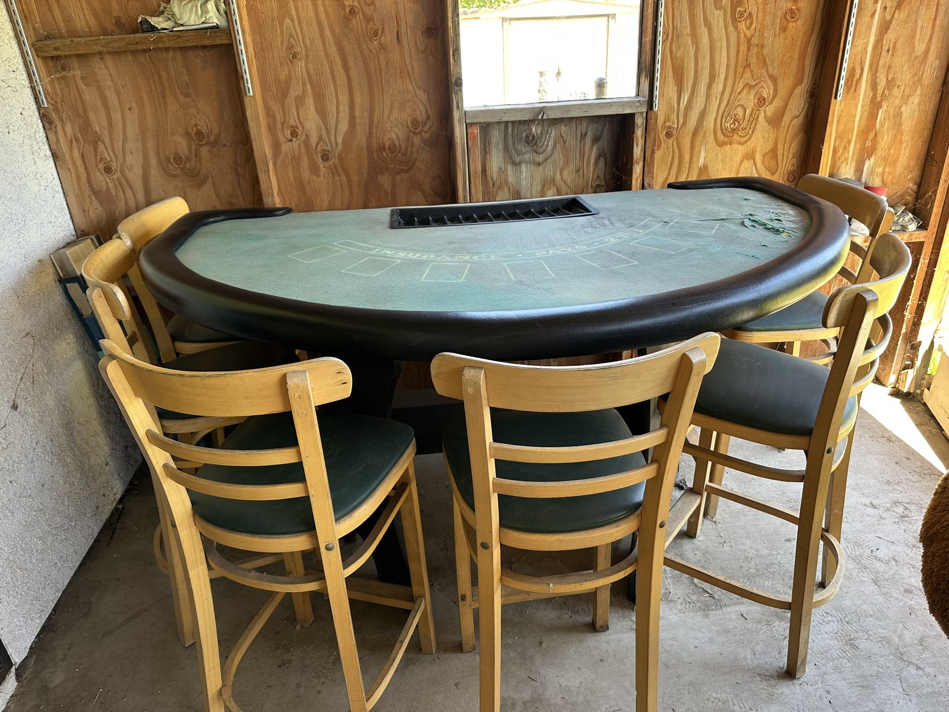 Poker Table