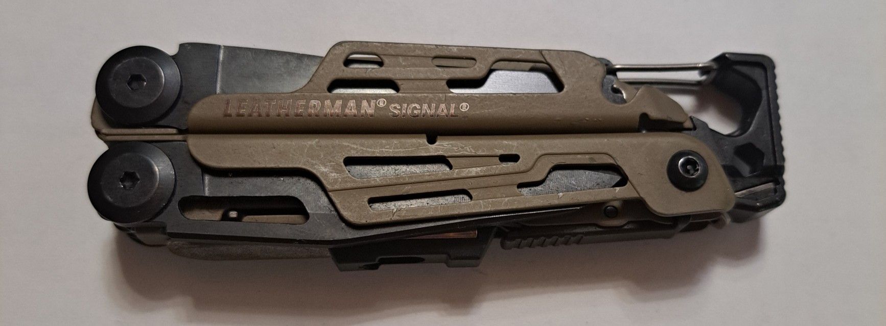 Leatherman Signal Multi Tool