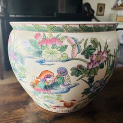 Vintage Chinese Porcelain Fishbowl 