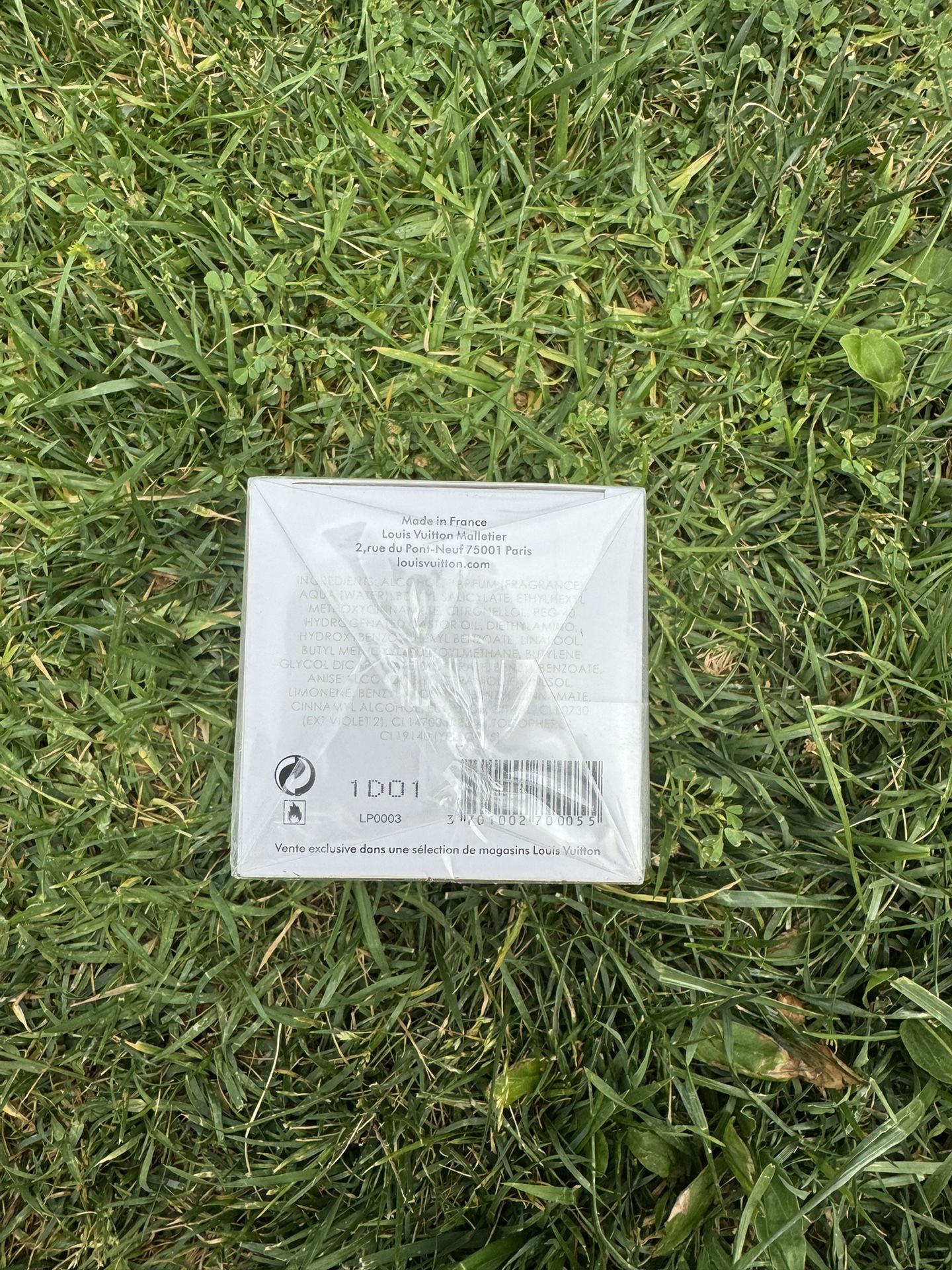 LV PERFUMEMerida La Blanca Chandelier by Marjorie Skouras Design