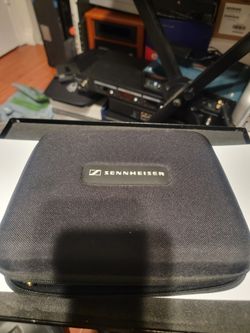Sennheiser PXC 450 Noise Canceling Headphones with TalkThrough & Carrying Case