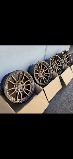 17" FUEL Rebel bronze w/ black lip 17x9 +1mm offset