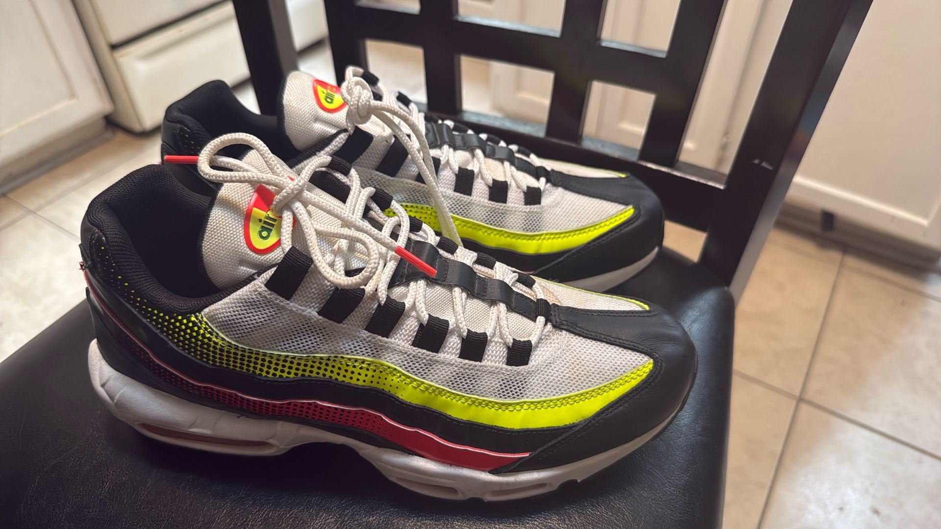 Nike Air Max 95 Retro Future Neon Solar Red Men's Sneakers SIZE