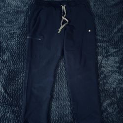 FIGS Men’s Cairo Cargo Scrub Pants Navy XL Drawstring