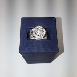 Ladies 14kt White Gold With Diamonds 