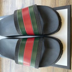 Gucci Slide Size 8 Gucci. Fit 8.5US To 9US 290$