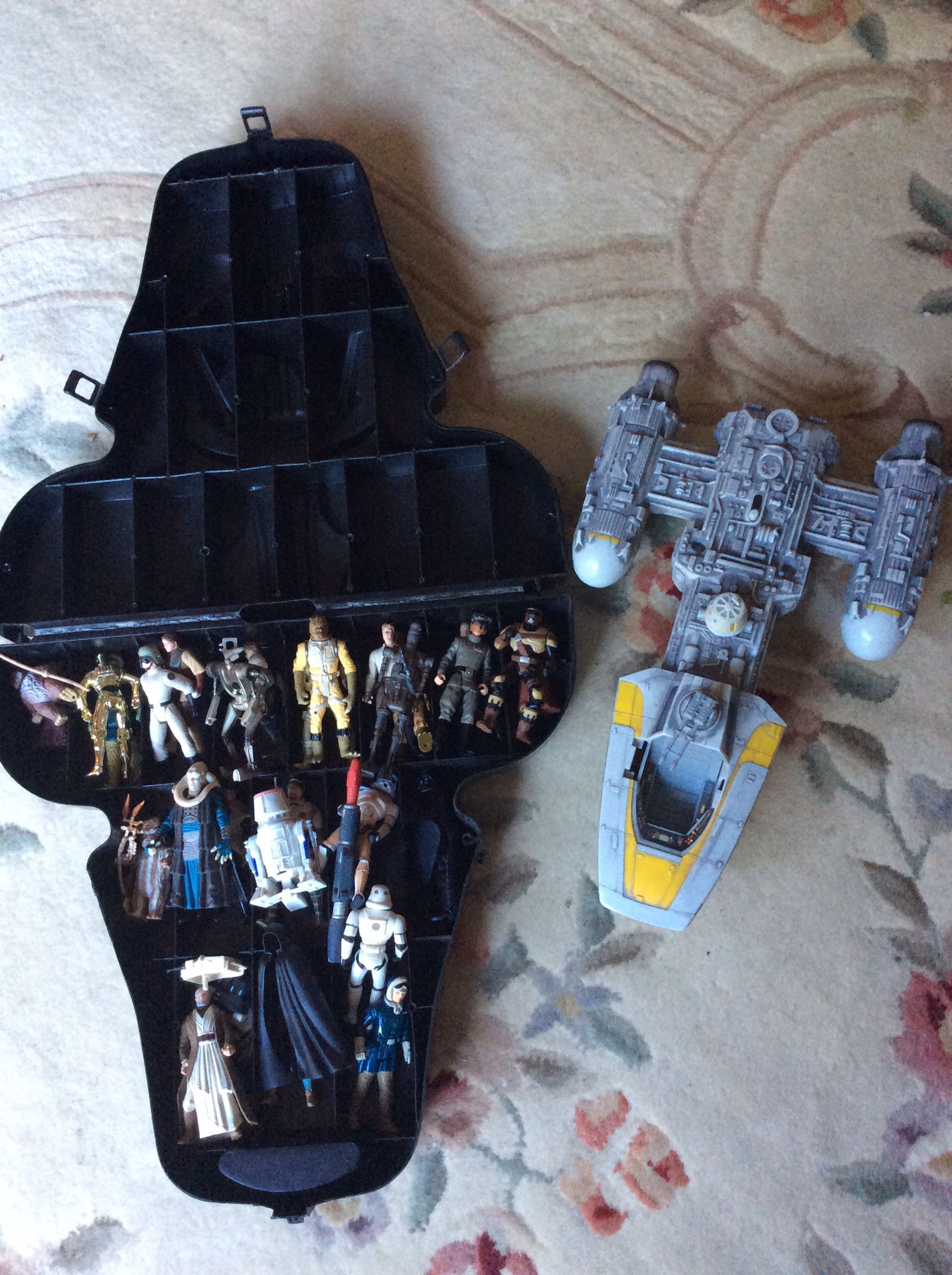 Star wars collectible figures and ship