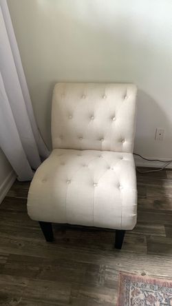 Accent chair