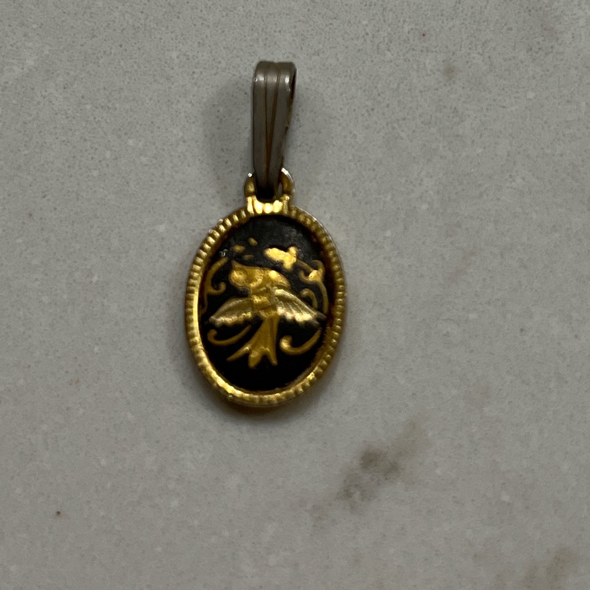 Damascene Gold Bird Oval Pendant with Blue Velvet Jewelry Bag