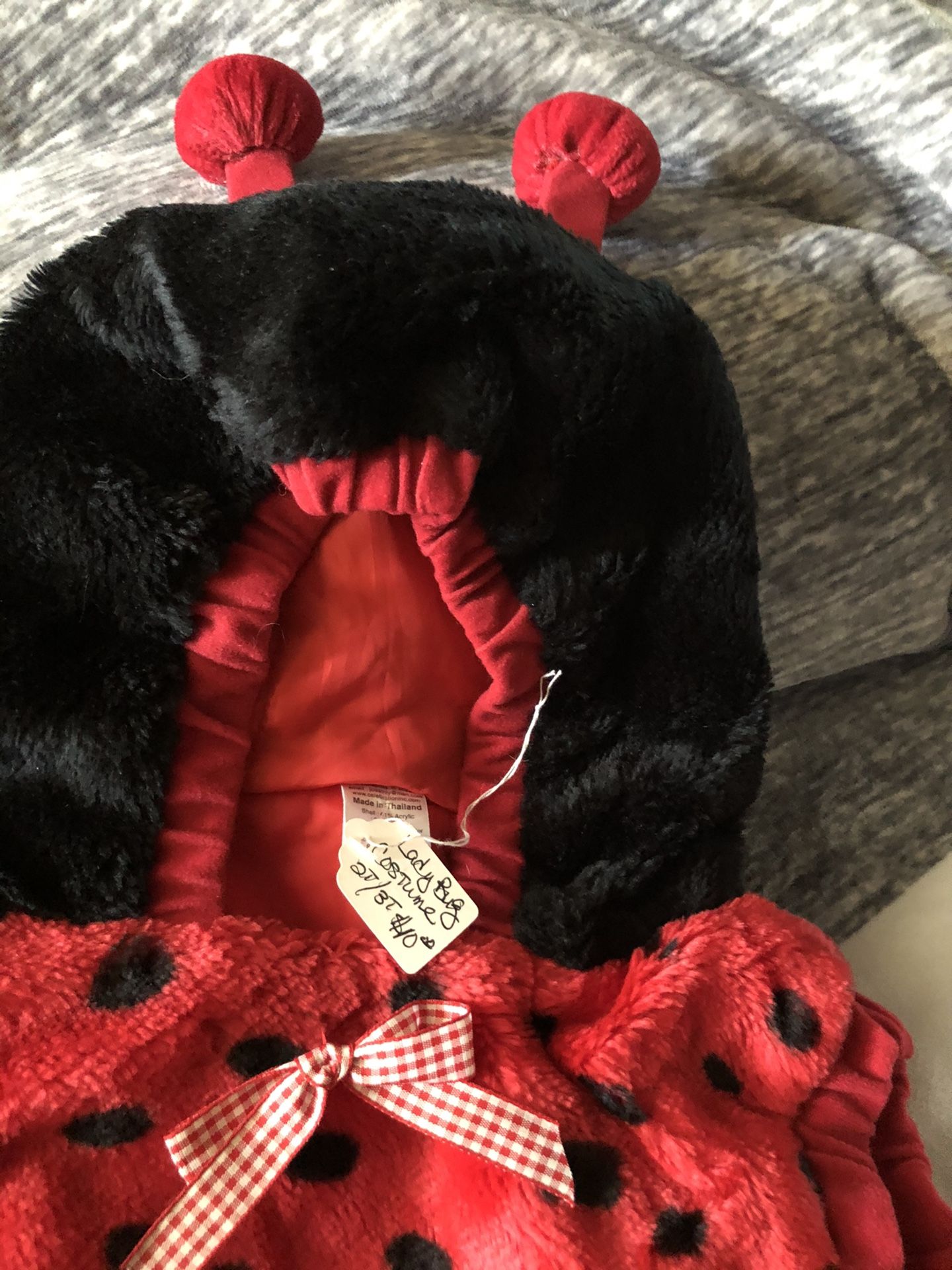 **Sale.!!**Size 2T Lady-Bug Costume..!! Super Warm (New)
