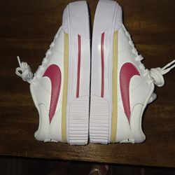 Nike Court Legacy Lift 4.5Y