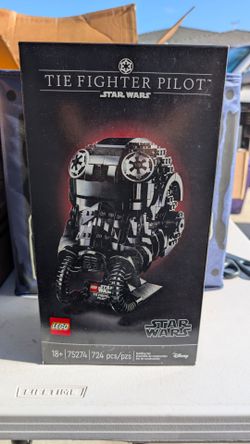 Lego Star Wars - TIE Fighter Pilot Helmet 75274