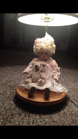 Lamp doll