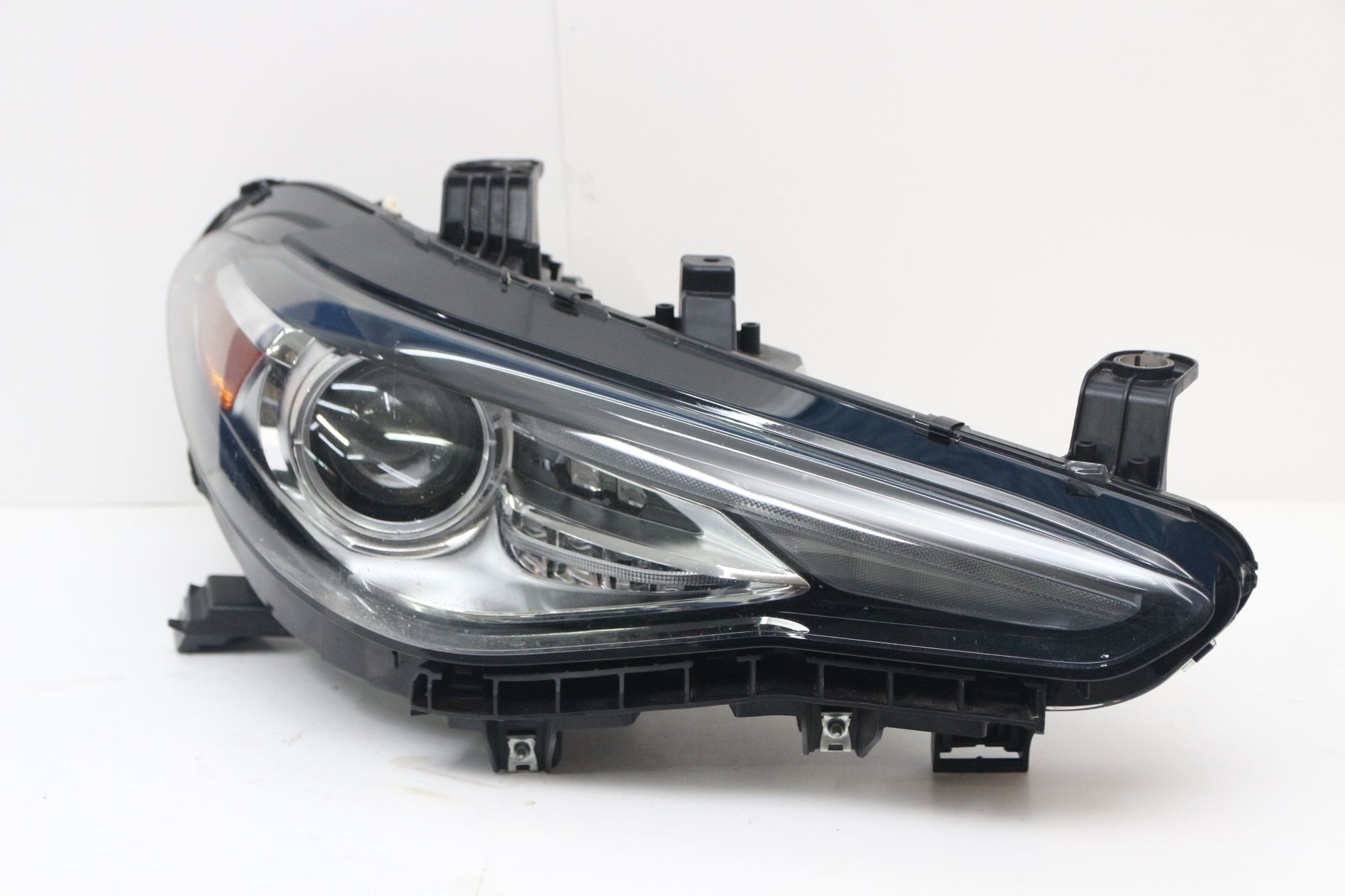 ✅ 2017-2022 Alfa Romeo Giulia Right Passenger Xenon Hid Headlight OEM