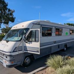 1992 Ford Holiday Rambler