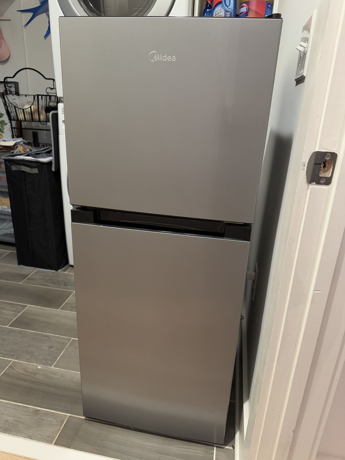 Excellent Condition Midea Refrigerator