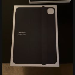 iPad Pro 11” Smart Folio  M4