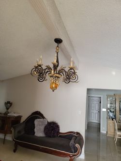 Beautiful Chandelier Antique