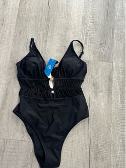 Cupshe women’s black one piece medium