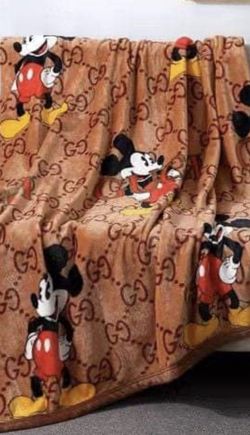 Super Soft & Warm Blankets