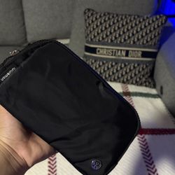 Lululemon side bags 