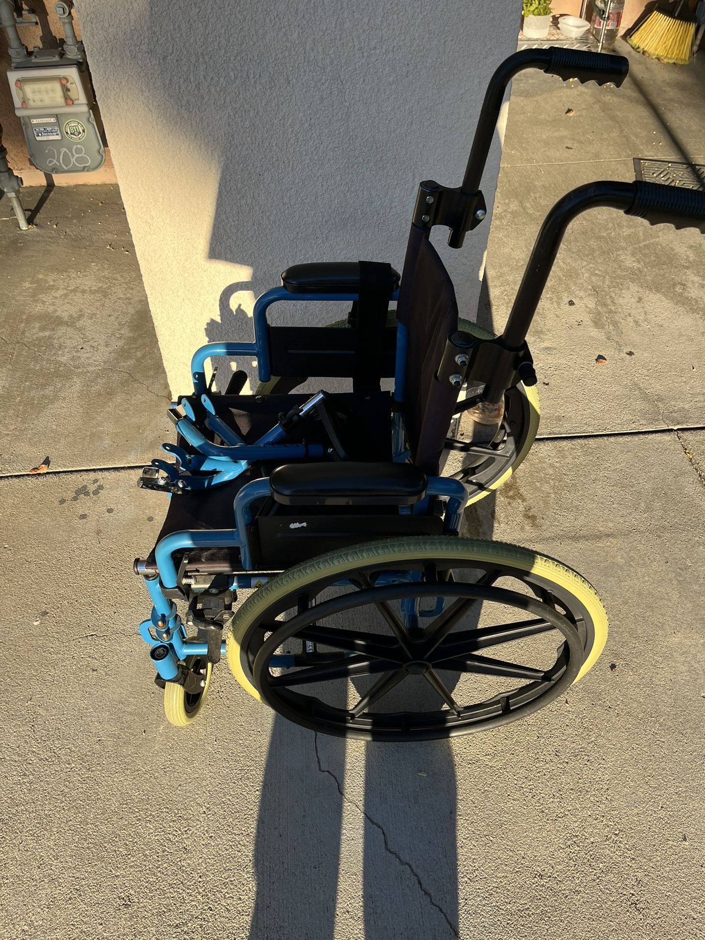 Wallaby Child Wheel Chair 