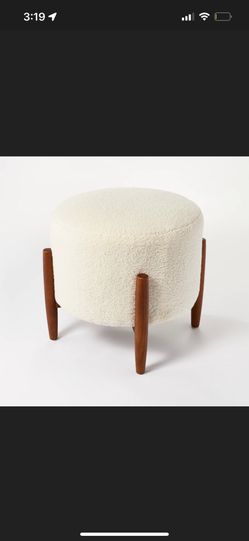 NEW Elroy Sherpa Round Ottoman Studio Mcgee for Sale in Culver