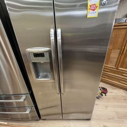 Side By Side Door Refrigerator 