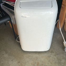Toshiba Plug In AC