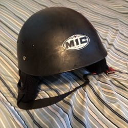M1C helmet