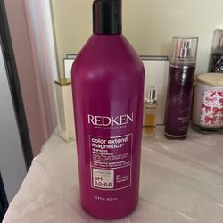 Redken Color Extend Magnetics Shampoo 