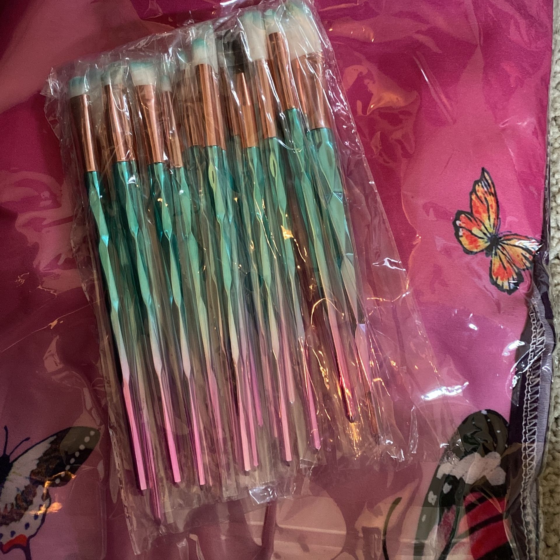 20 Pieces Makeup Brushes 