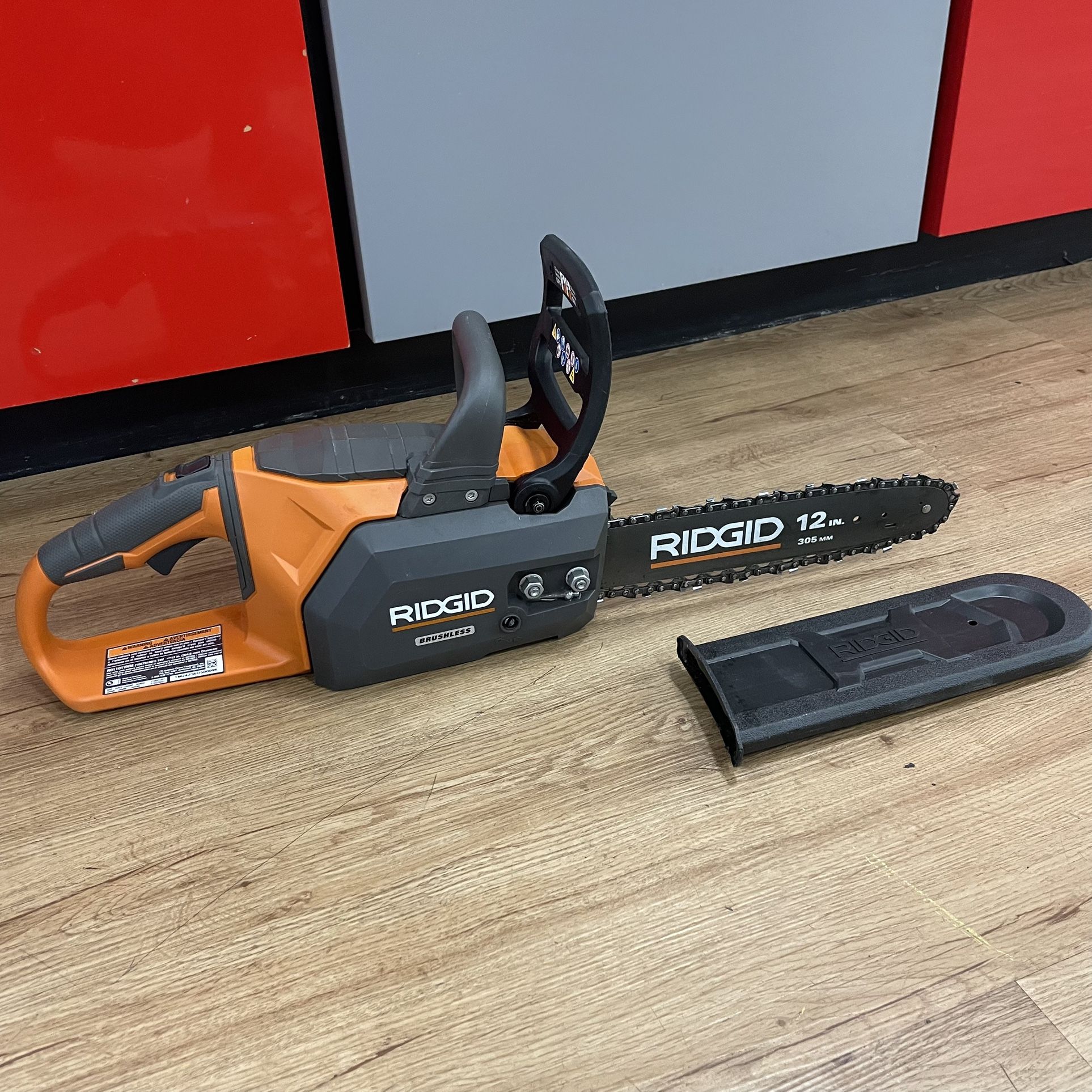 Ridgid 18v 12” Brushless Chainsaw 202390/13