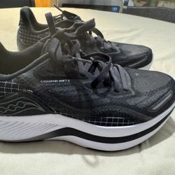 Tennis Saucony