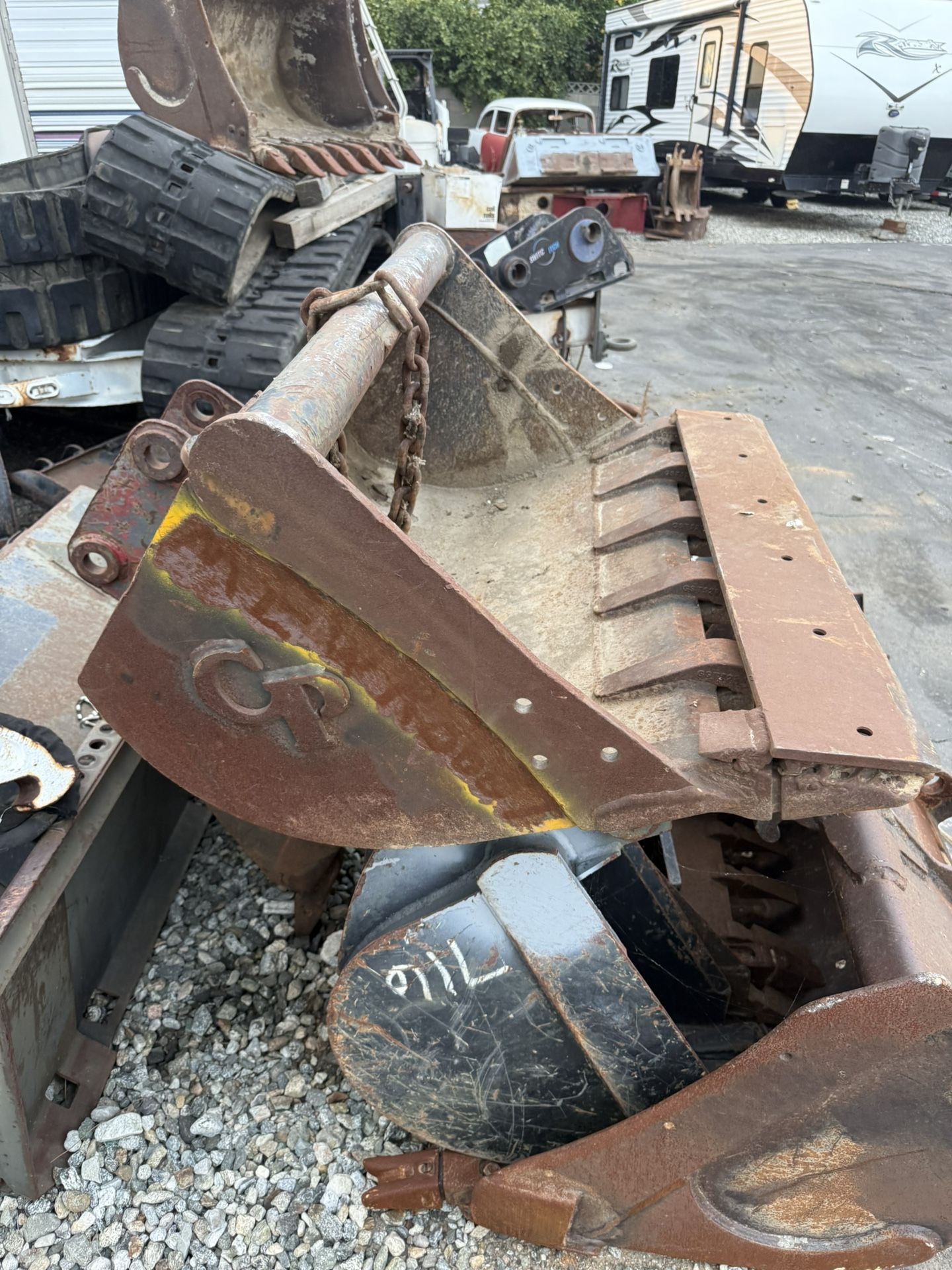 36” Tag Bucket W/smooth Grading Edge Installed