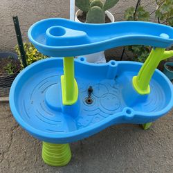 Water Table Kids 