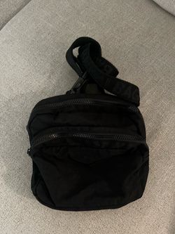 Baggu Fanny pack in black