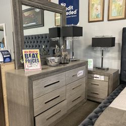 dresser mirror nightstand 📦🙌🏼 $899