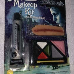 Edward Scissors Hands Makeup Kit