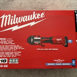 Milwaukee M18  18-Volt Press Tool With 1/2in - 2 in Jaws Kit